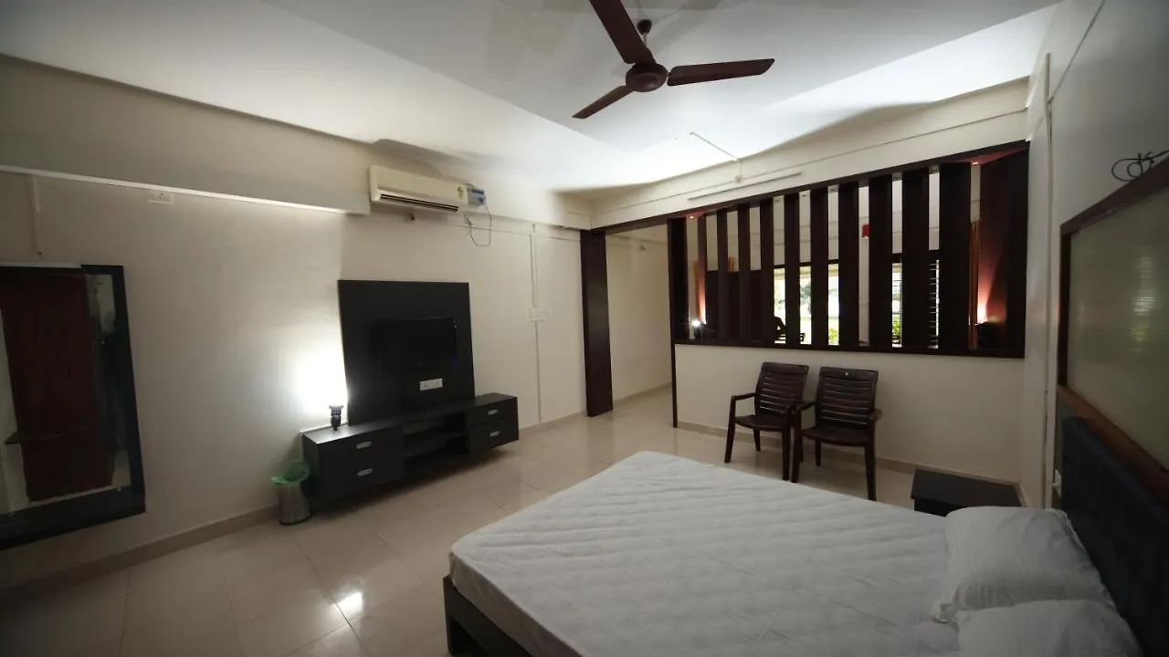 Ashtamudi Lake Garden Resorts Kollam