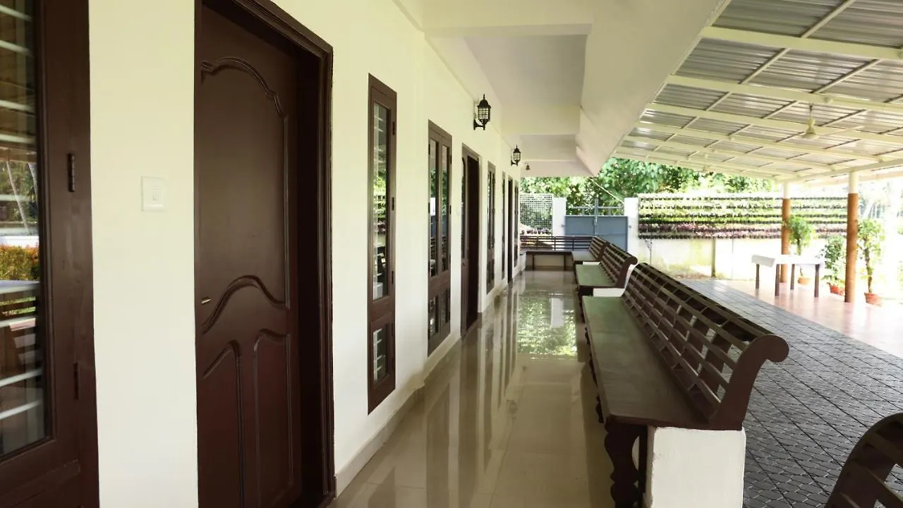 Ashtamudi Lake Garden Resorts Kollam Bed & Breakfast